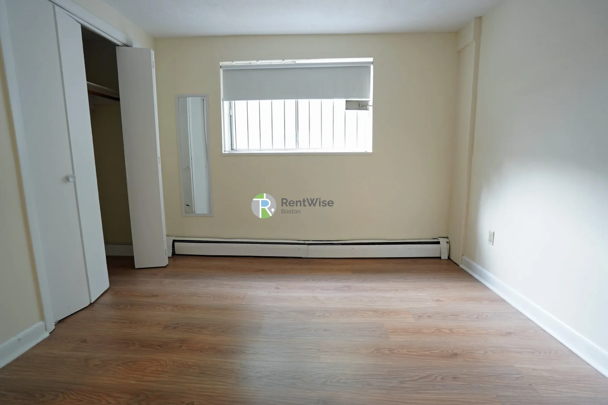 90 Gardner Ter, Allston