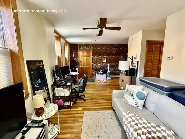 69 North Margin St, North End