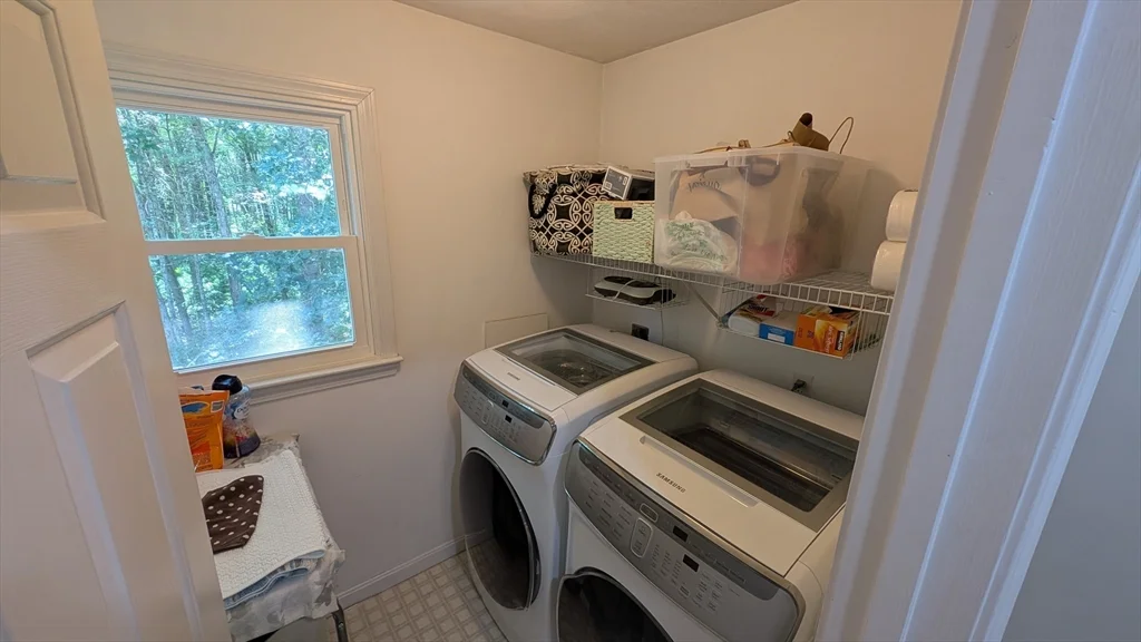 20 Winterberry Way, Bedford