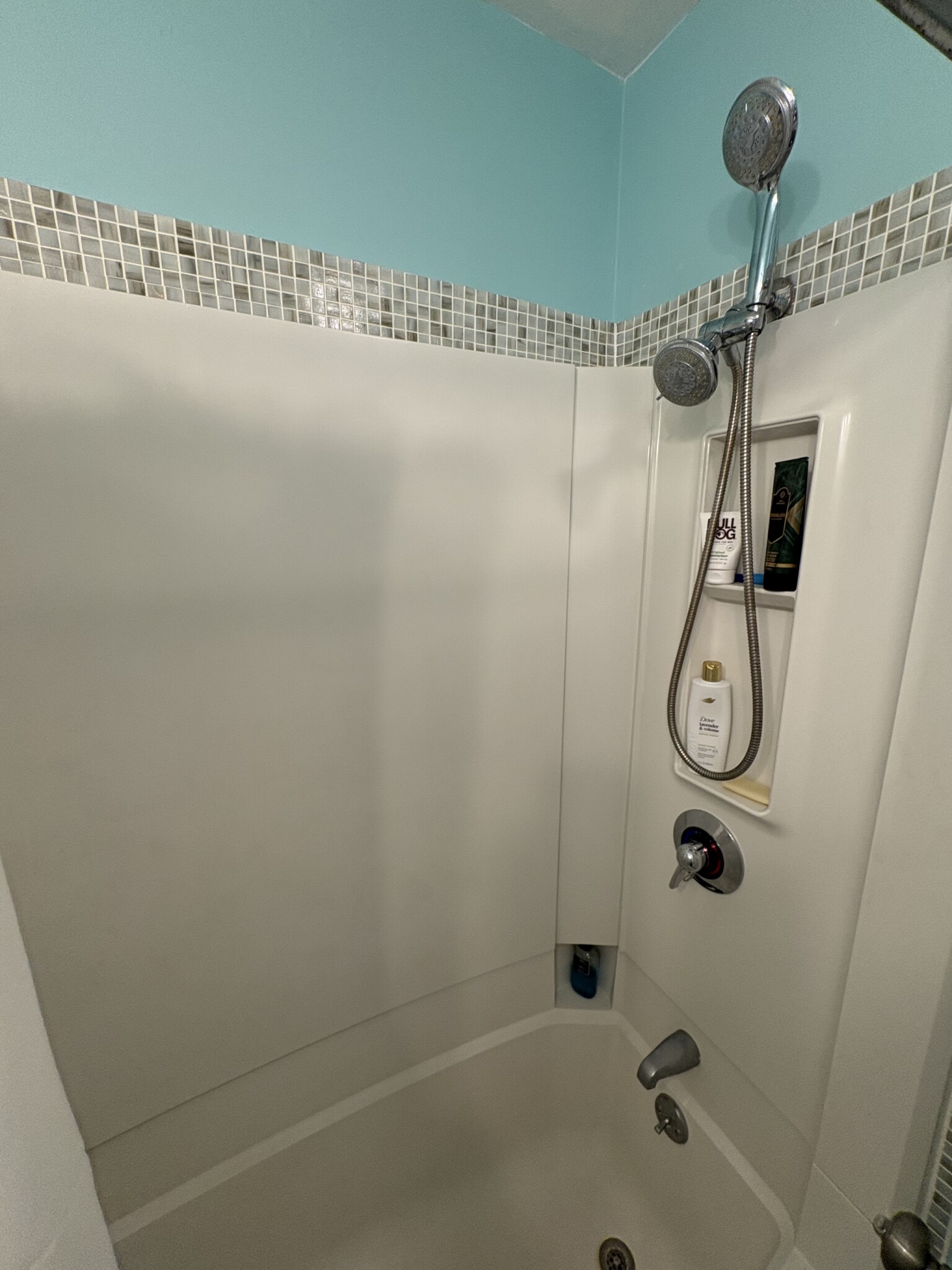 100 Summit Ave, Winthrop