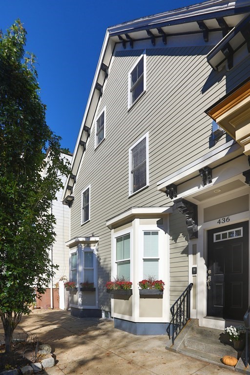 436 West Fourth St, South Boston