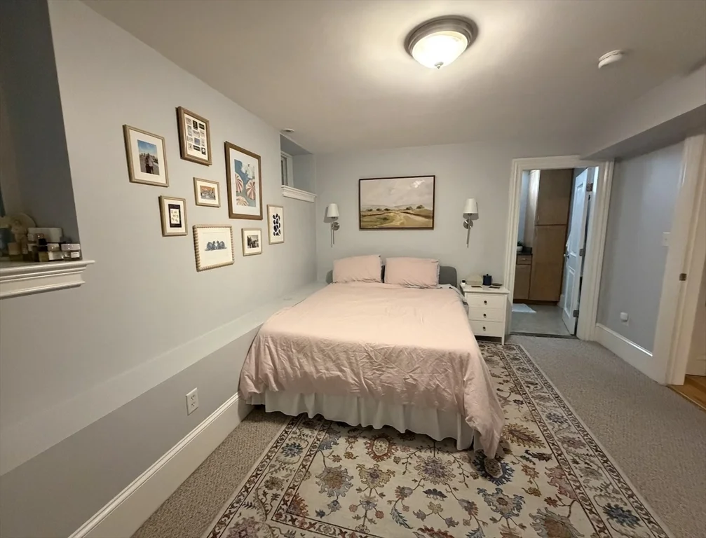 55 Gates St, South Boston