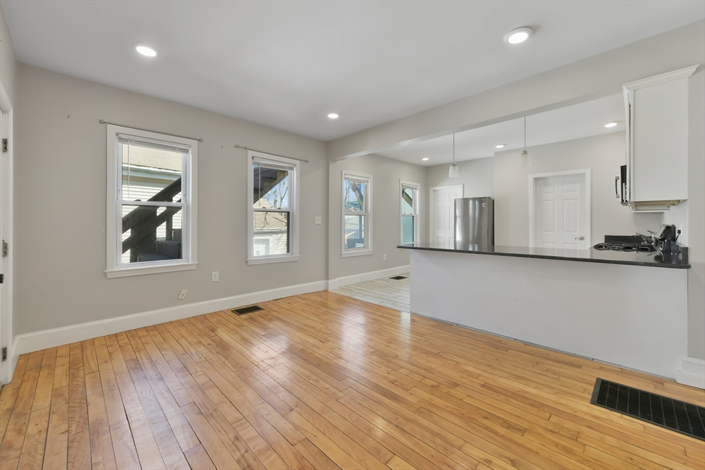 10 Howell Ct, Chelsea