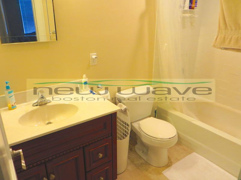 706 Huntington Ave, Mission Hill