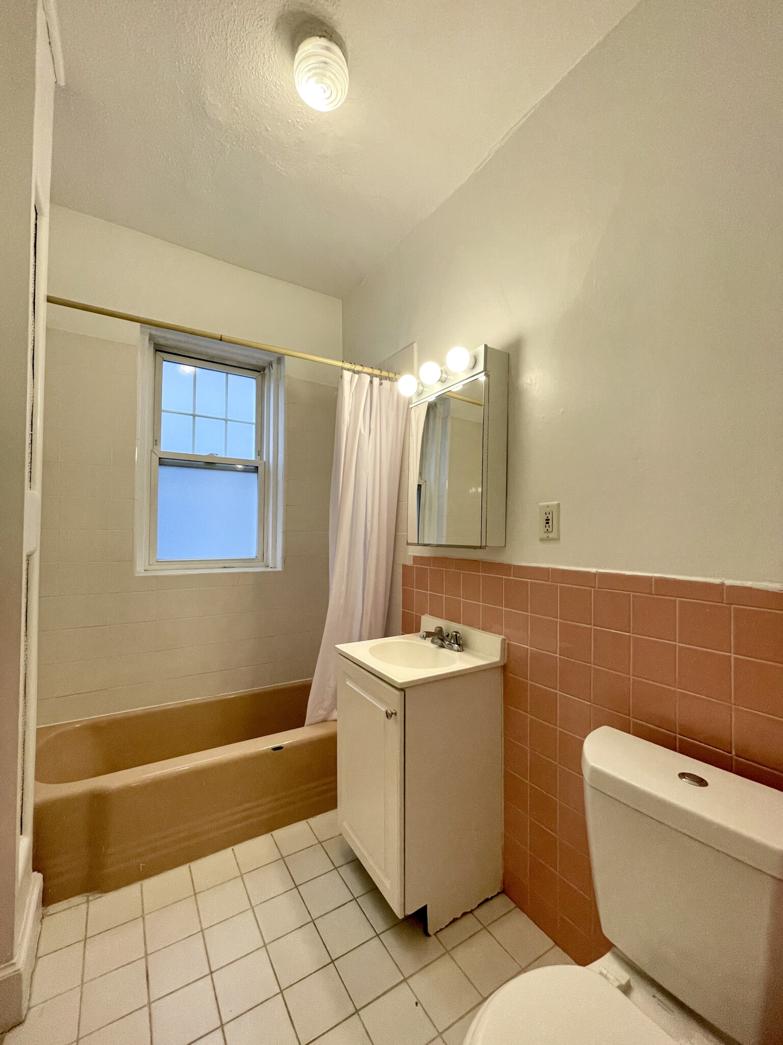 113 Kilsyth Rd, Brighton