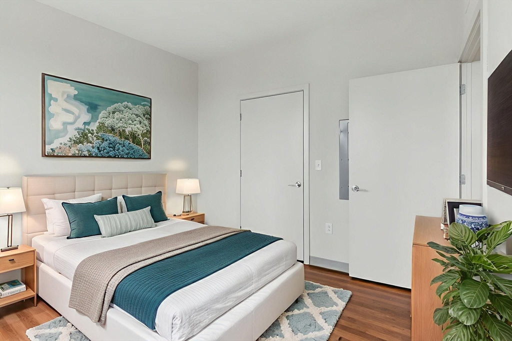 1170 Tremont St, South End