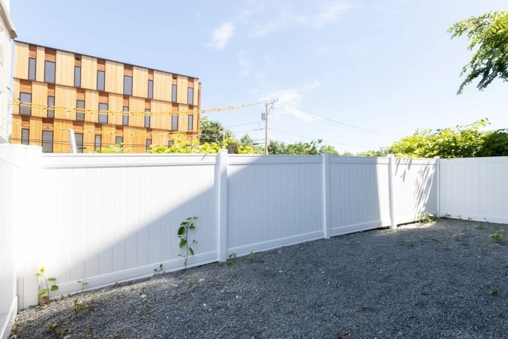 2 French Ter, Mission Hill