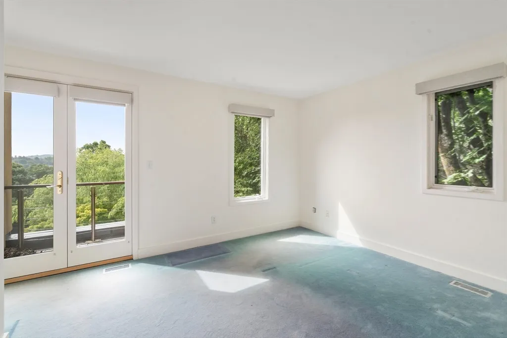 225 Kenrick St, Newton