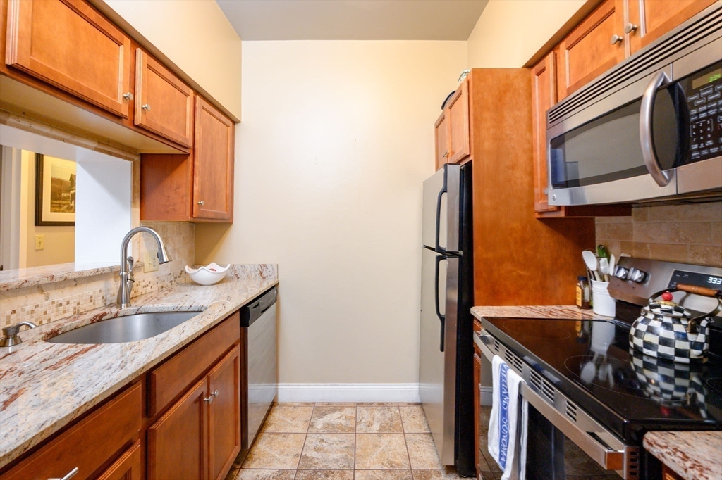 106 13th St, Charlestown