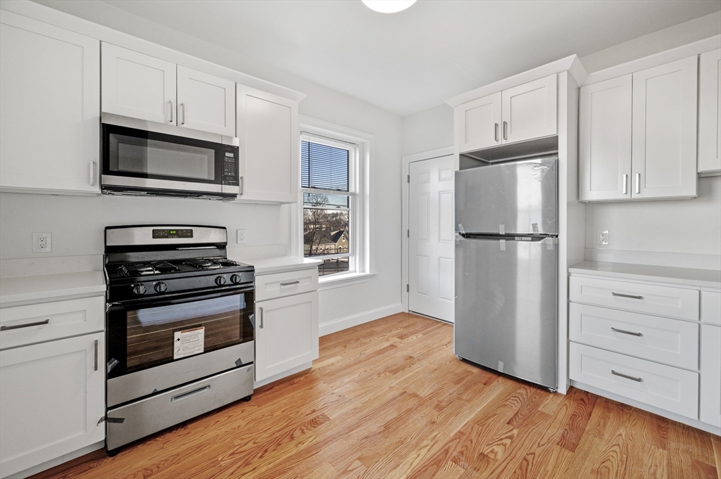 305 Medford St, Union Square