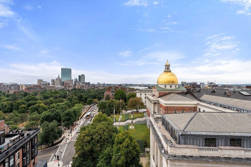 21 Beacon St, Downtown