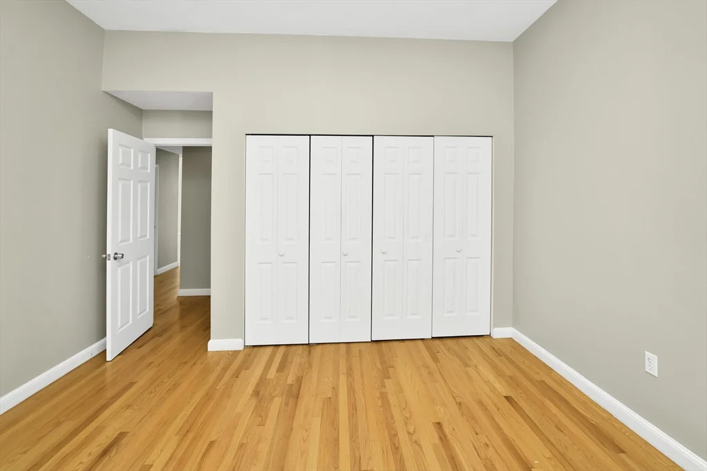 3 Forest St, Medford