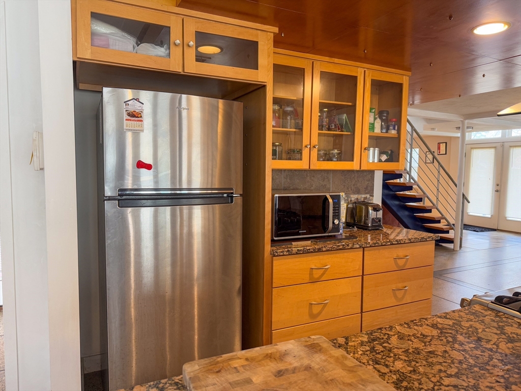 5 Avondale Ave, Billerica