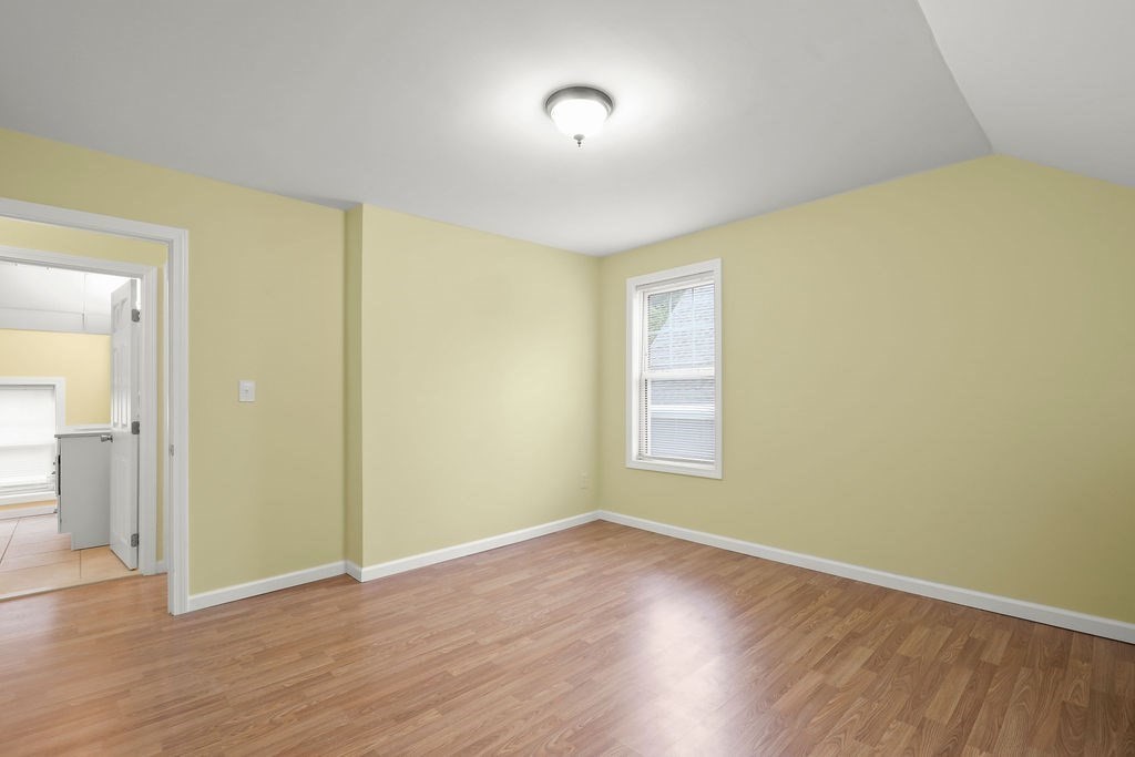 10 Cottage St, Attleboro Falls