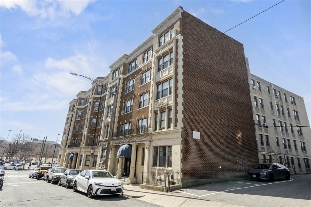 2 Sutherland Rd, Brighton