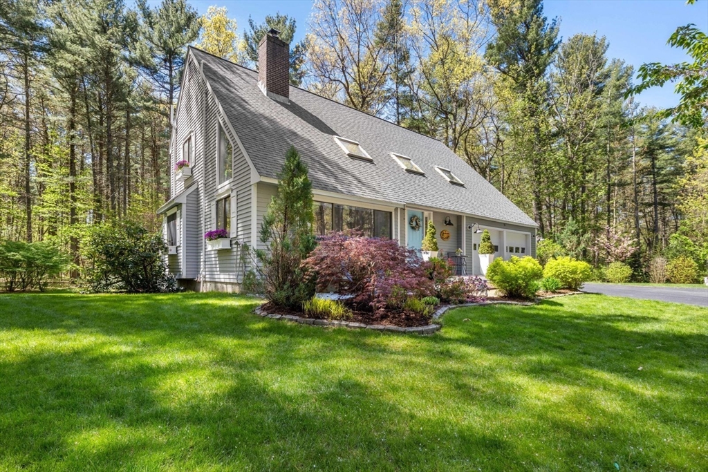 2 Deer Run, Littleton