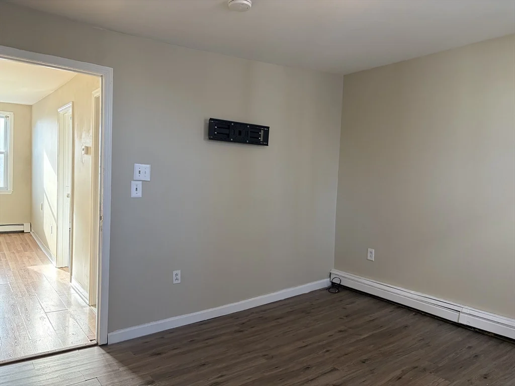 36 Cork, Lowell