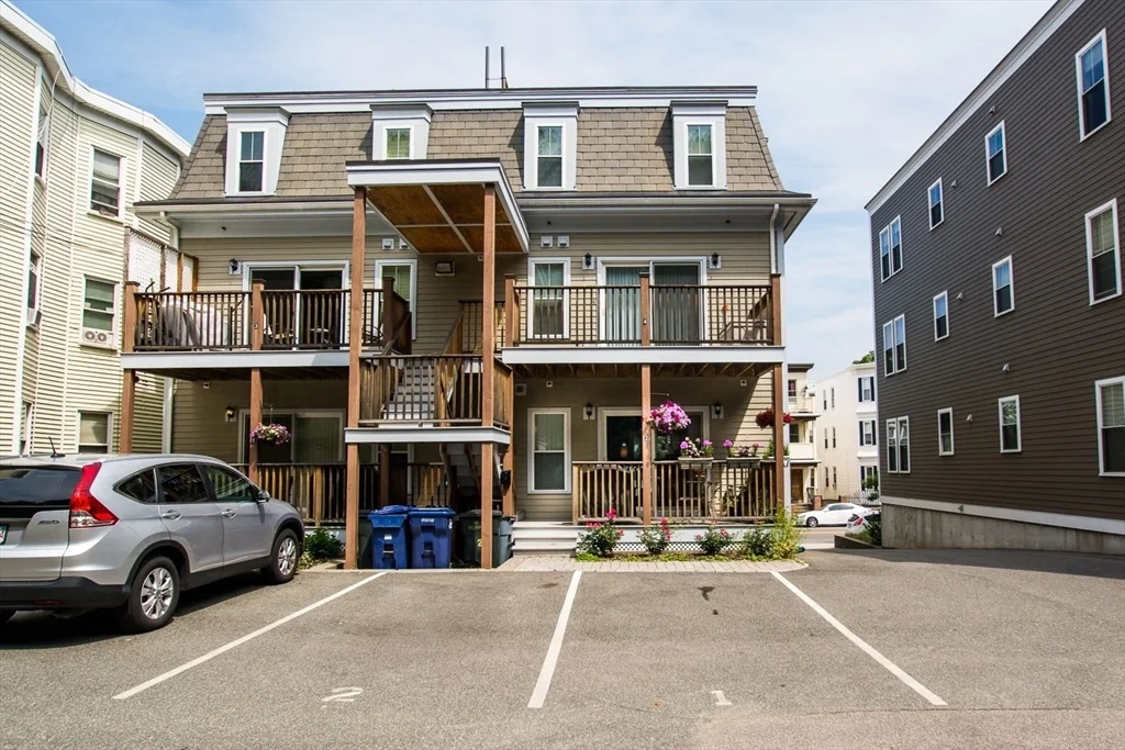 111 Pleasant St, Dorchester