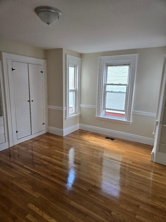 55 Rockland Av, Malden