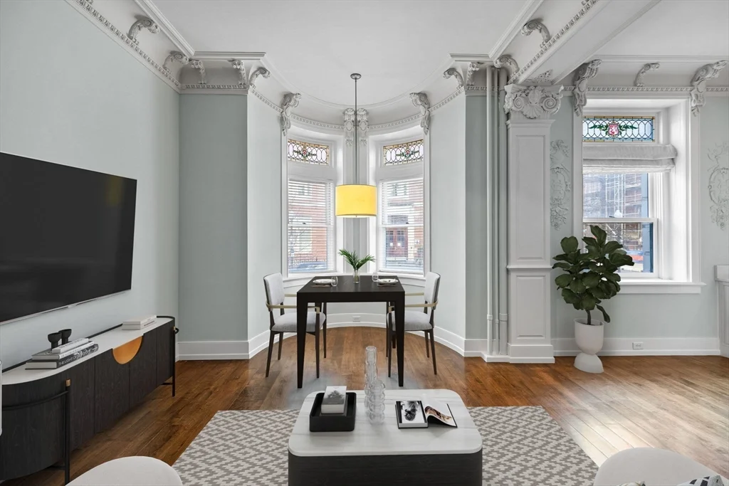 8 Garrison St, Back Bay