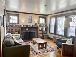 8 Dalton Rd, Belmont