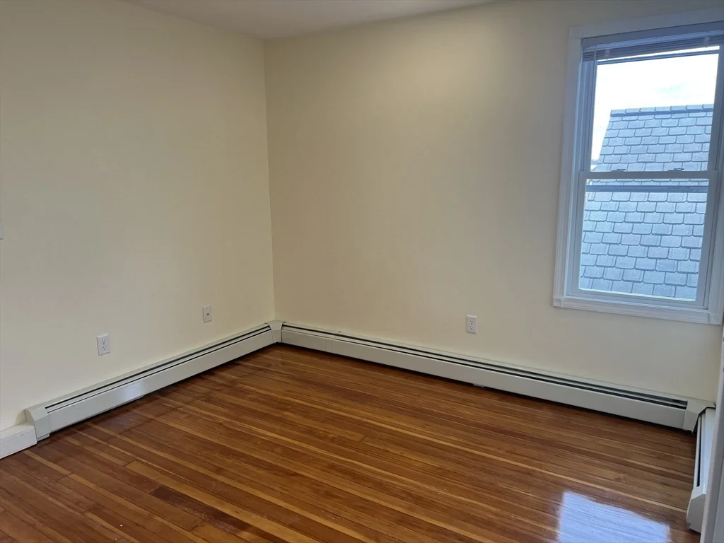 117 Winthrop Shore Dr, Winthrop