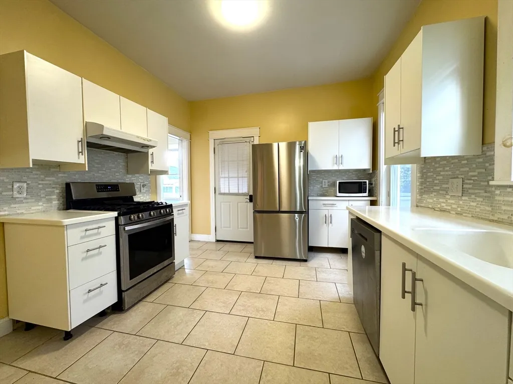 24 Weld Hill St, Jamaica Plain