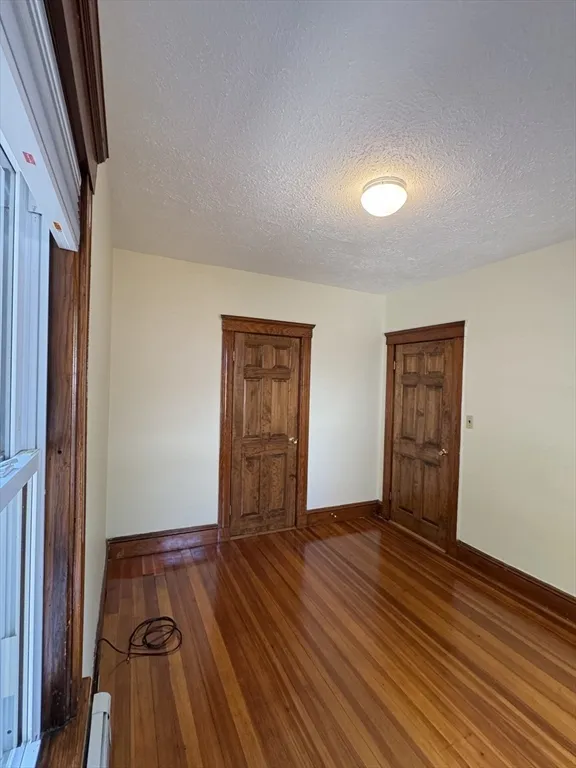 10 Laurel Ter, Ward Two