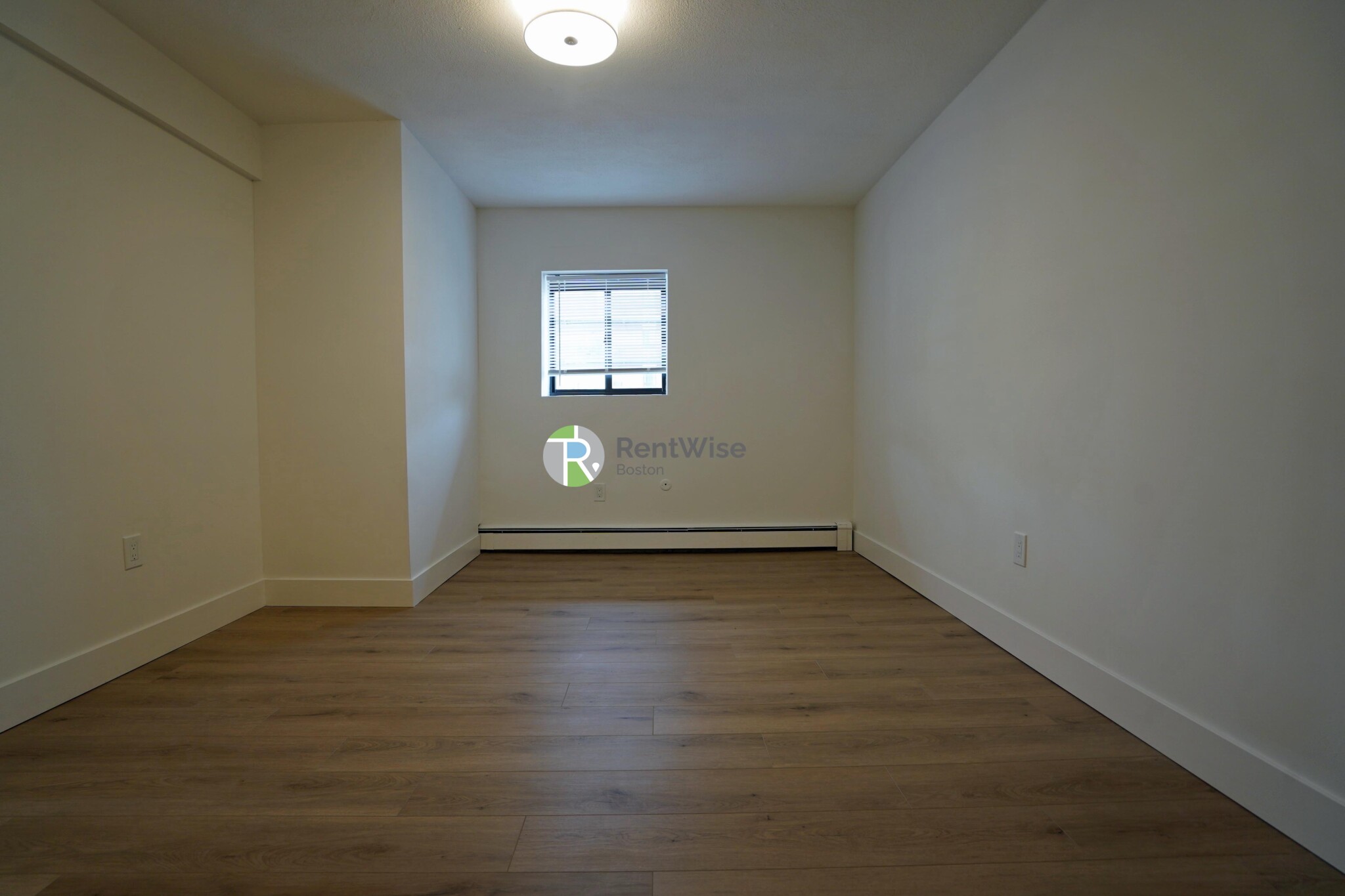 745 East 6th St, South Boston