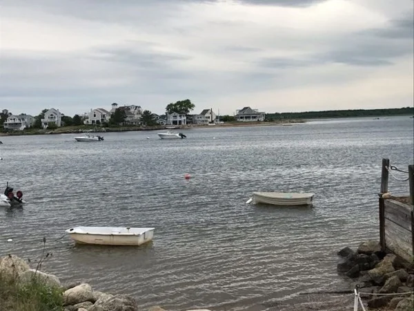 11 78th, Plum Island