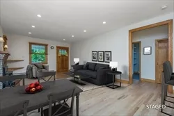 63 Pierrepont Rd, Newton Lower Falls