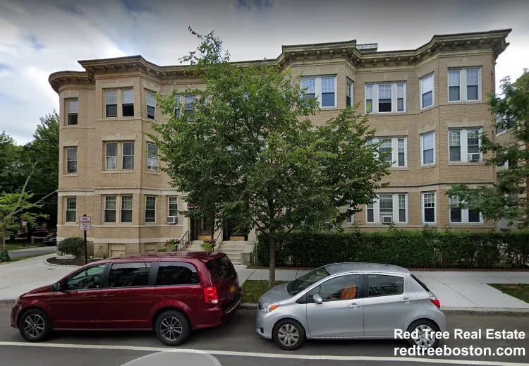 69 Babcock St, North Brookline