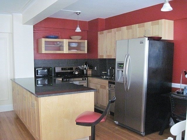 988 Memorial Dr, West Cambridge