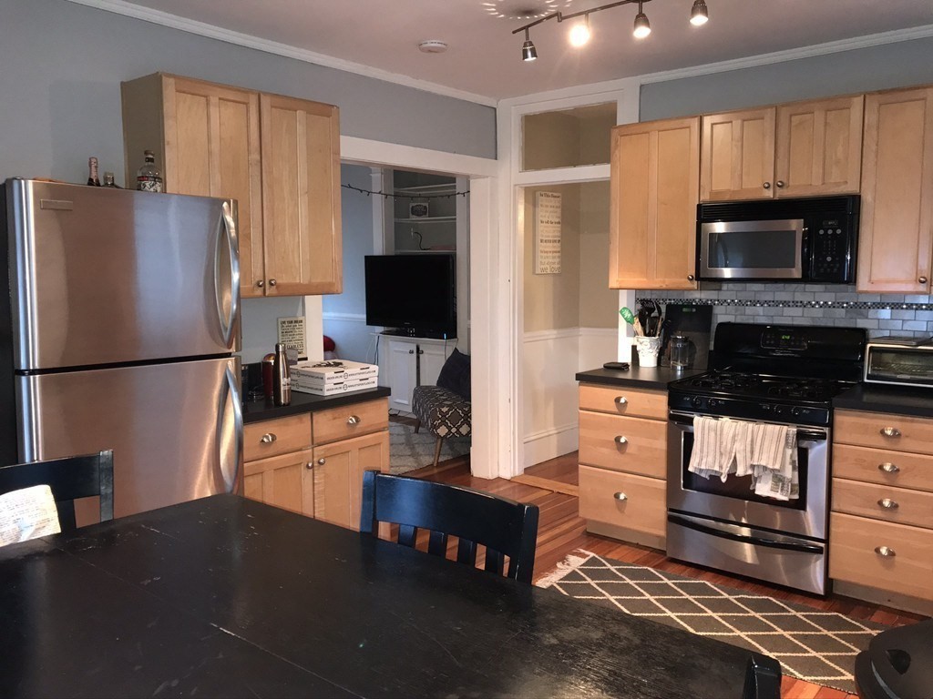 12 Winfield, South Boston