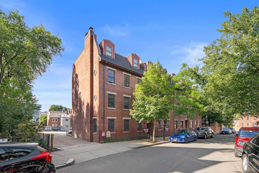 1 Devens St, Charlestown