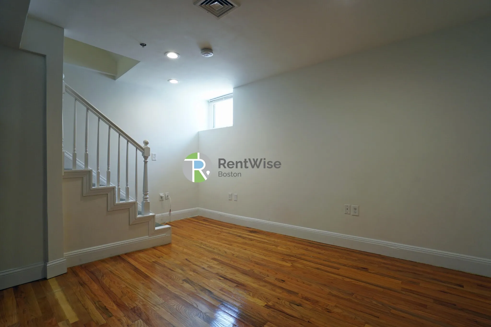 10 Brainerd Rd, Allston