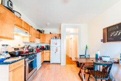 4 bed, 1 bath apartment for rent at 48 Green St Unit 3, Jamaica Plain — photo 2 of 5