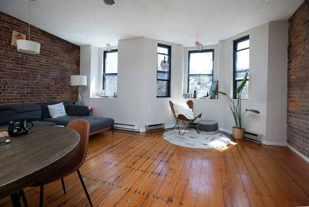 75 Chandler St, South End
