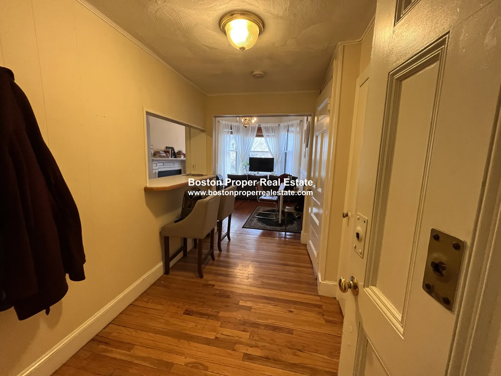 206 Commonwealth Ave, Back Bay