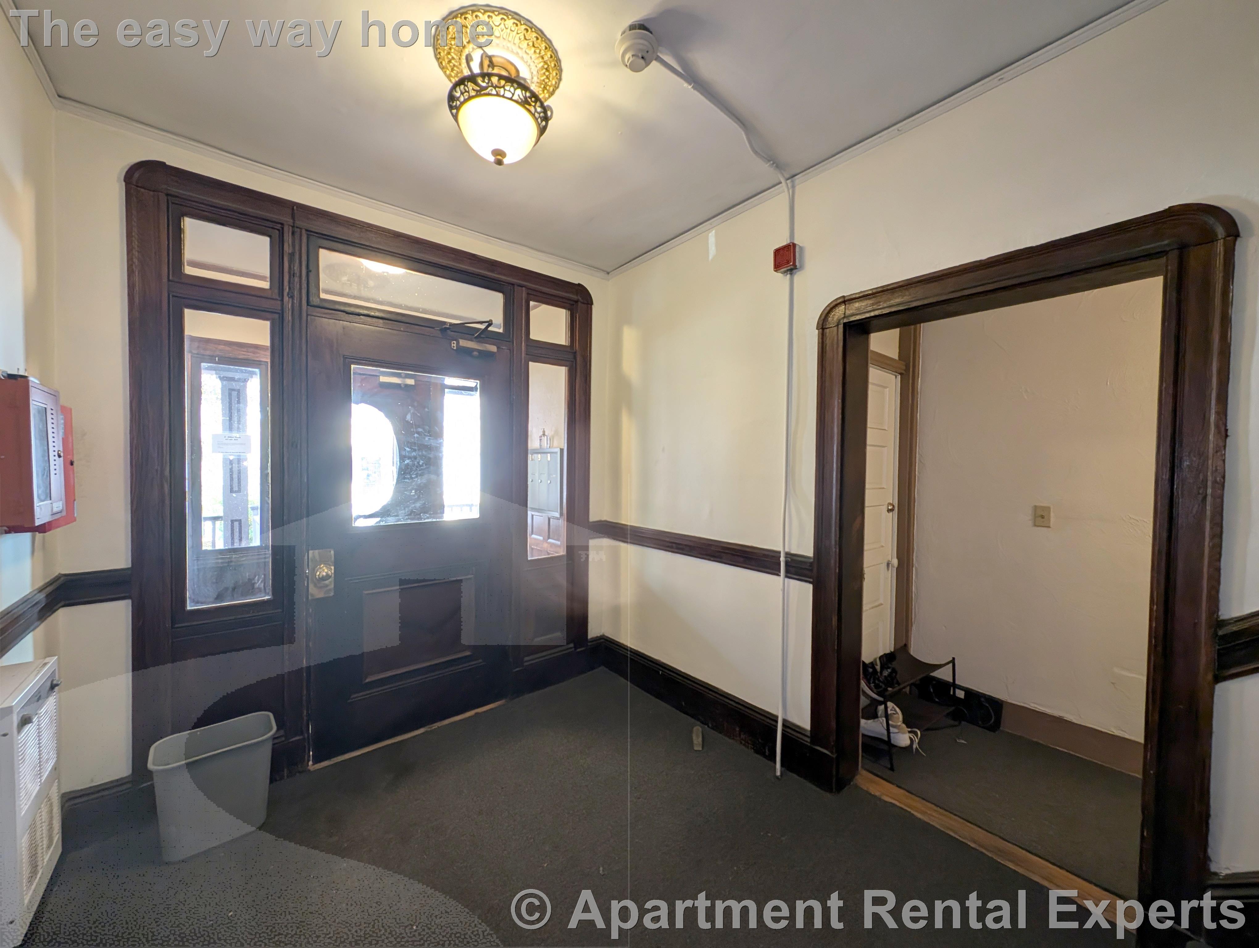 14 Garrison Ave, Teele Square