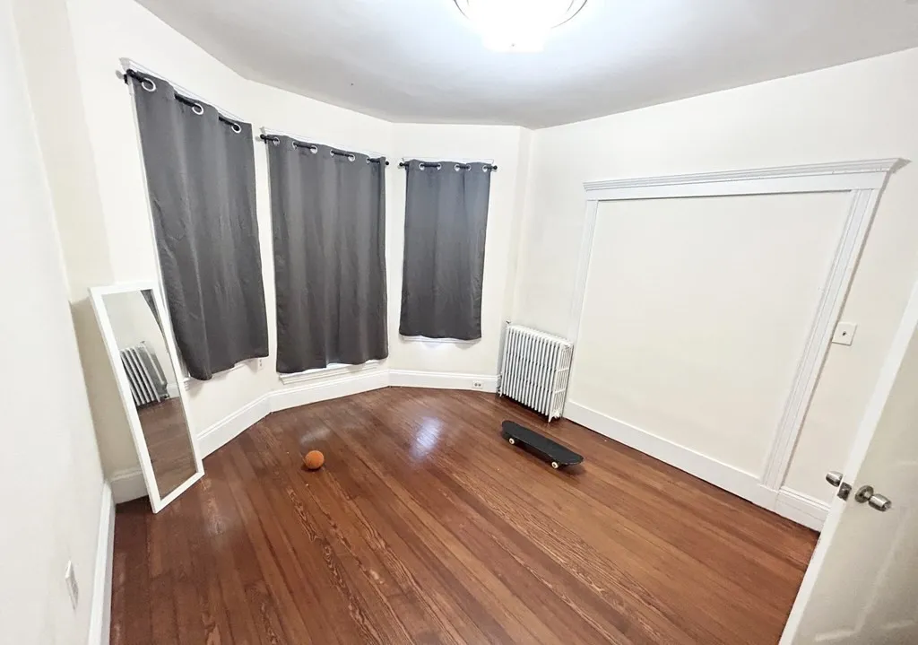 692 Columbia Rd, Dorchester