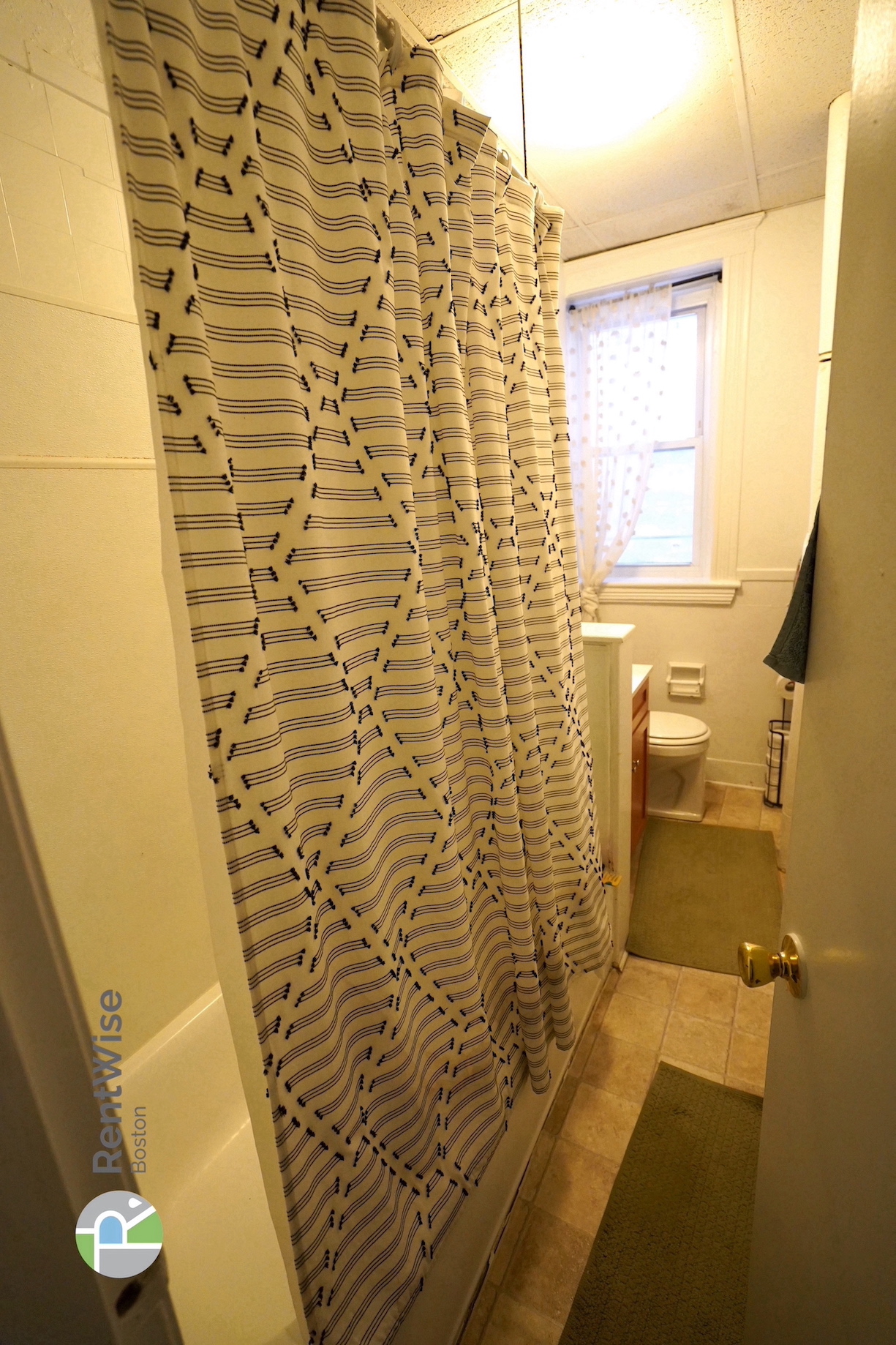 1810 Commonwealth Ave, Brighton