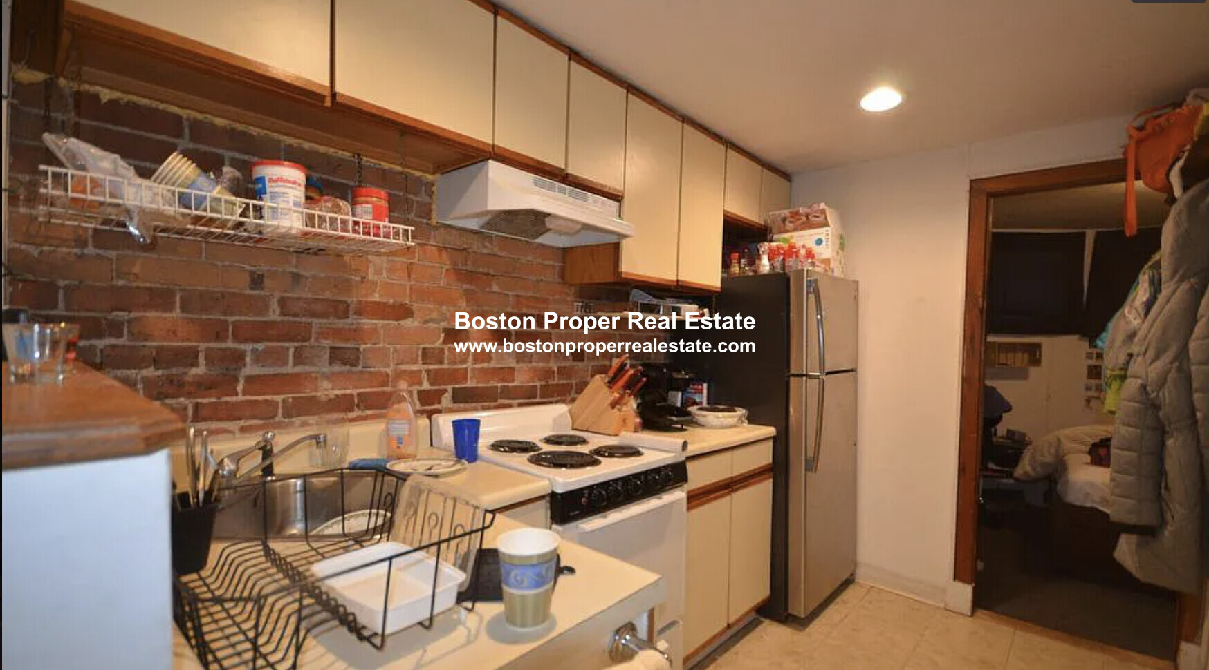 218 Hemenway St, Fenway