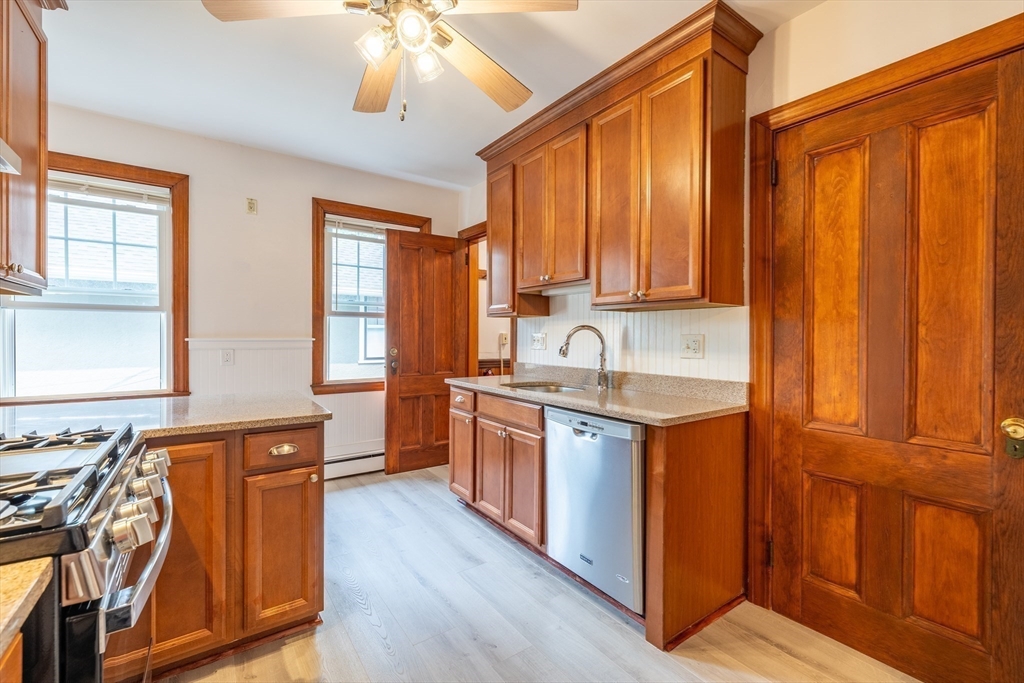 18 Hawthorn Rd, Milton