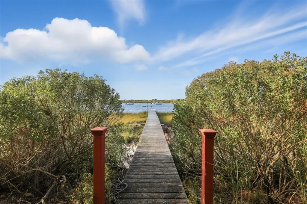 26 Tennessee Ave, Nantucket