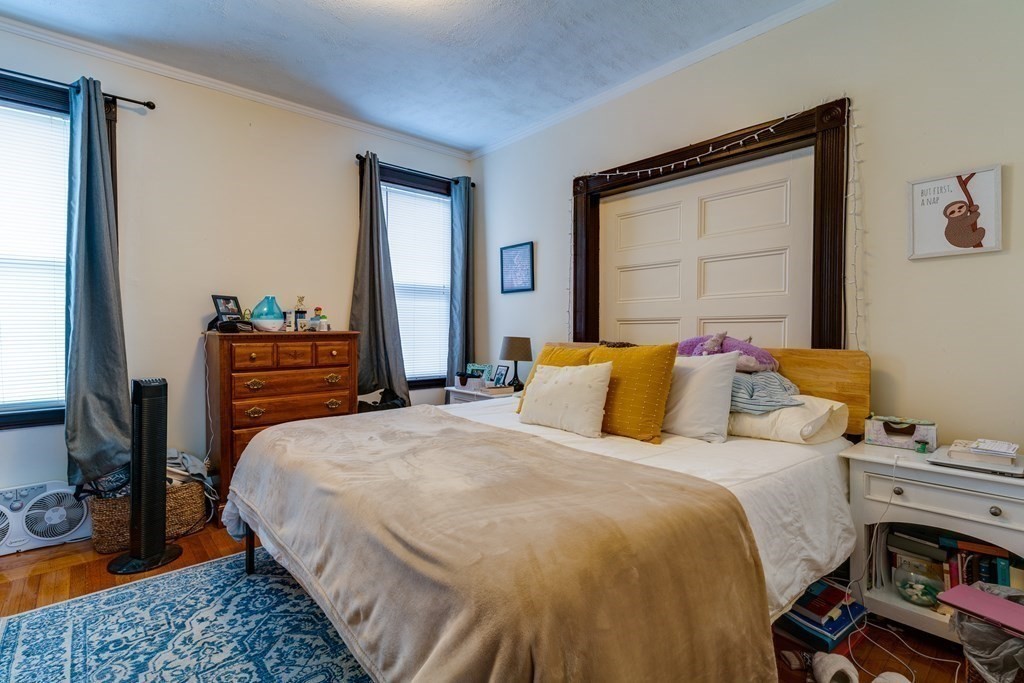 36 Hewlett St, Roslindale