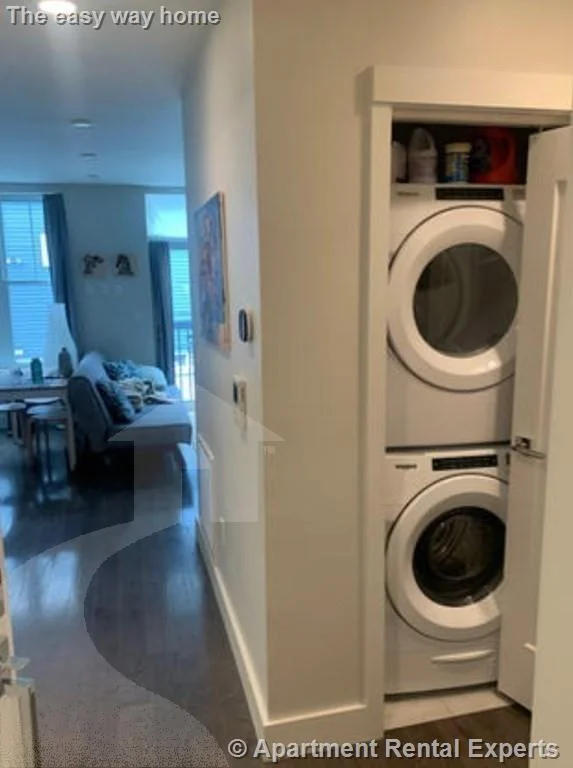 434 Mcgrath Hwy, Prospect Hill