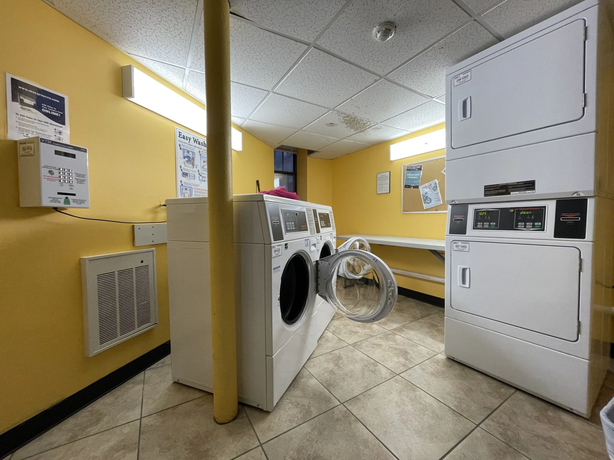 100 Queensberry St, Fenway