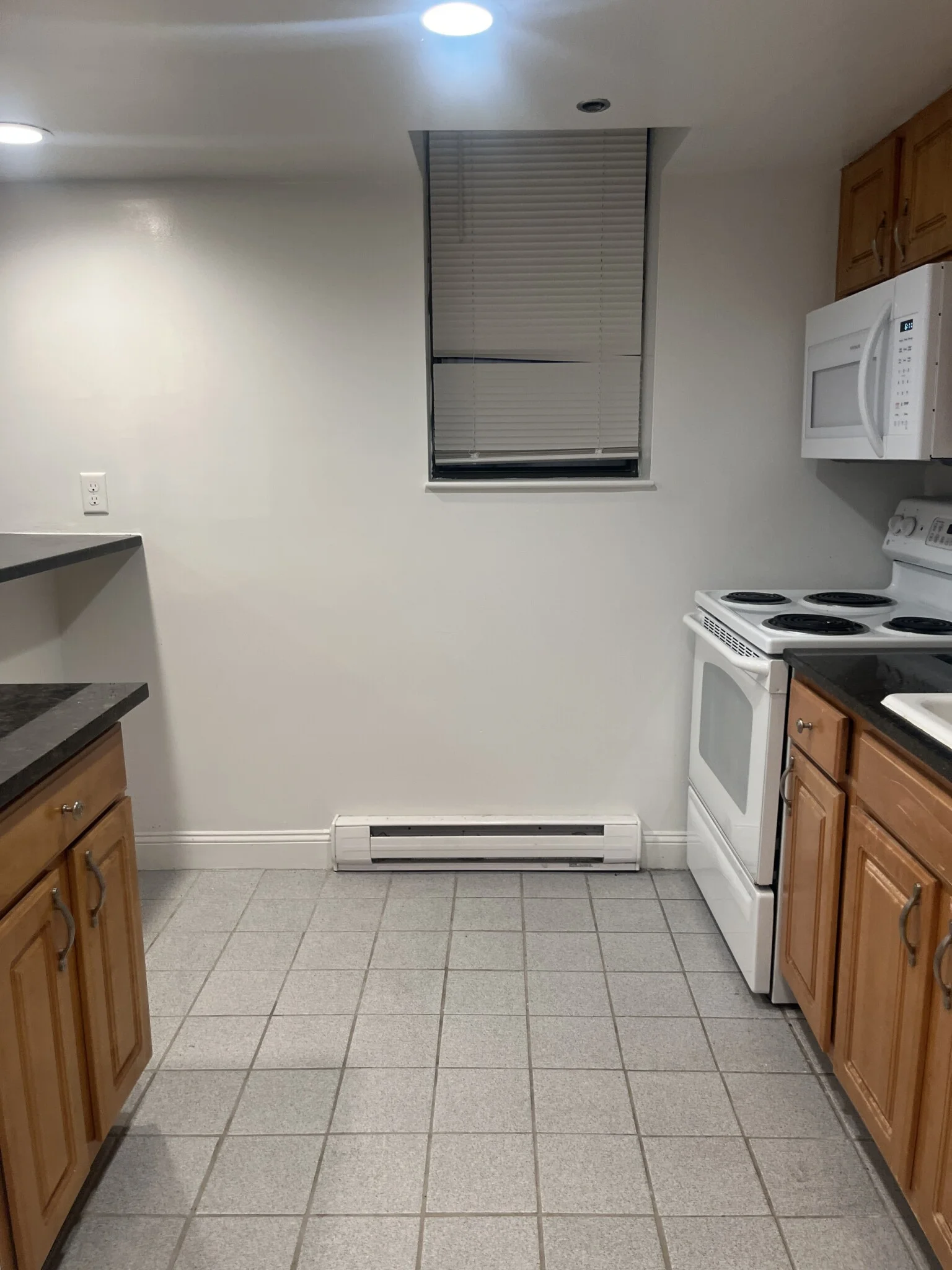 111 Queensberry St, Fenway