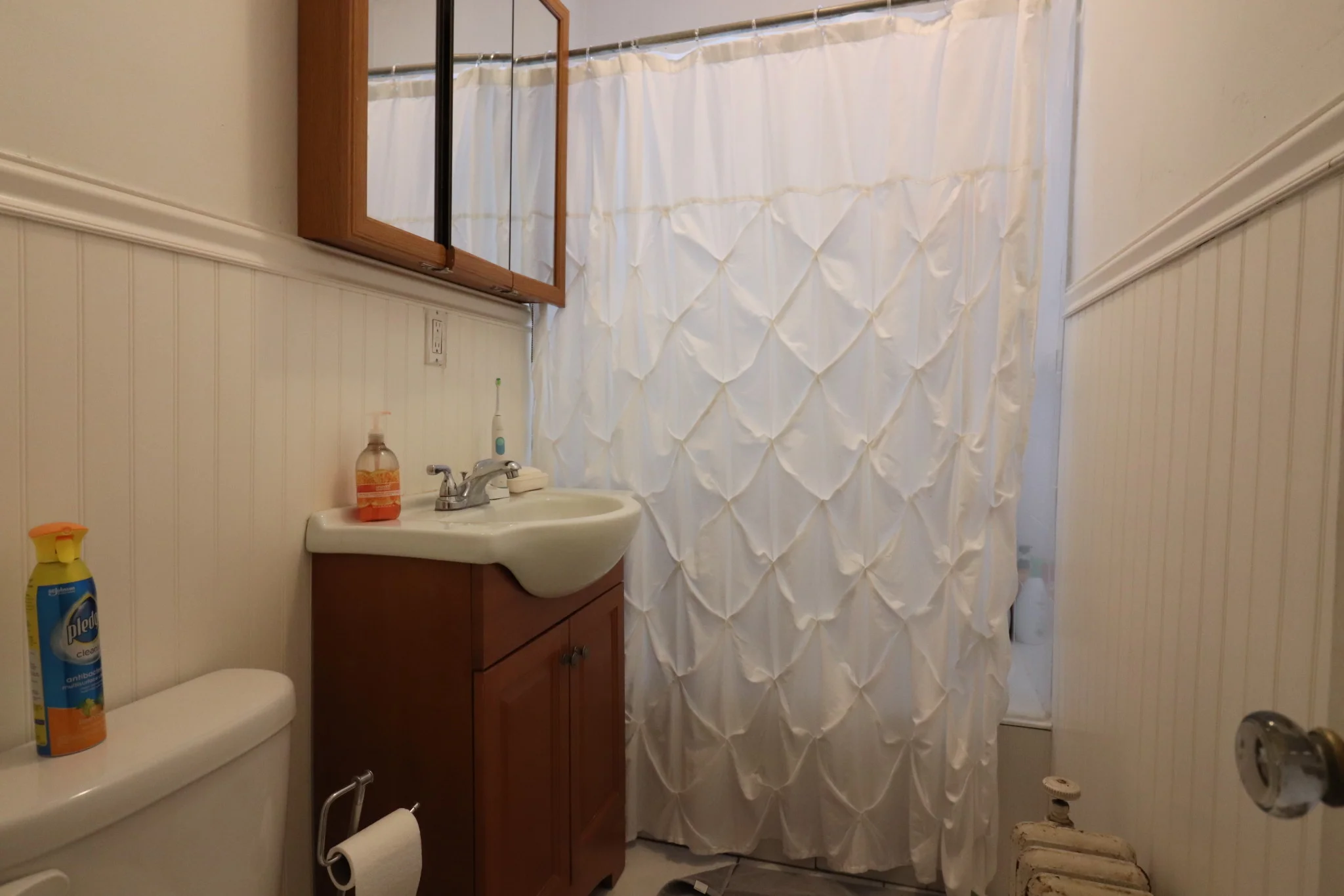 2003 Commonwealth Ave, Brighton